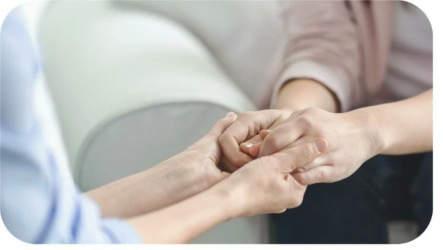 therapeutes-mains Thérapeute-mains-jointes-pourquoi
